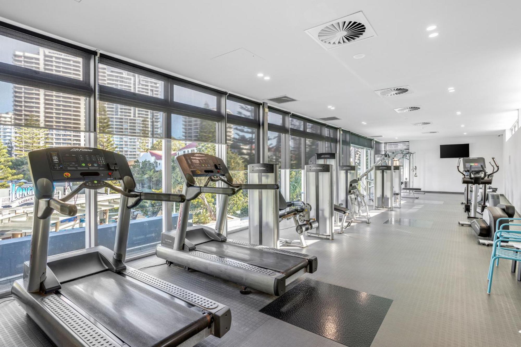 Apartment Oceanview 2-bed With Pool, Sauna, Gym & Parking